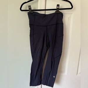 Lululemon Women’s 6 Fast and Free Crop 19” Navy Blue